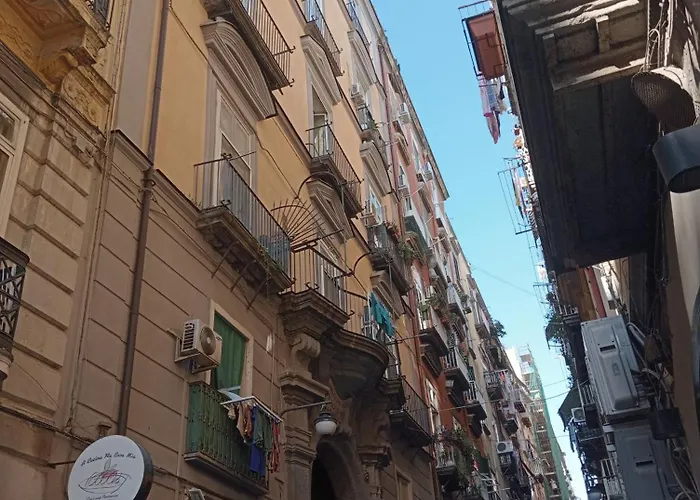 Chiaia Three * Napoli