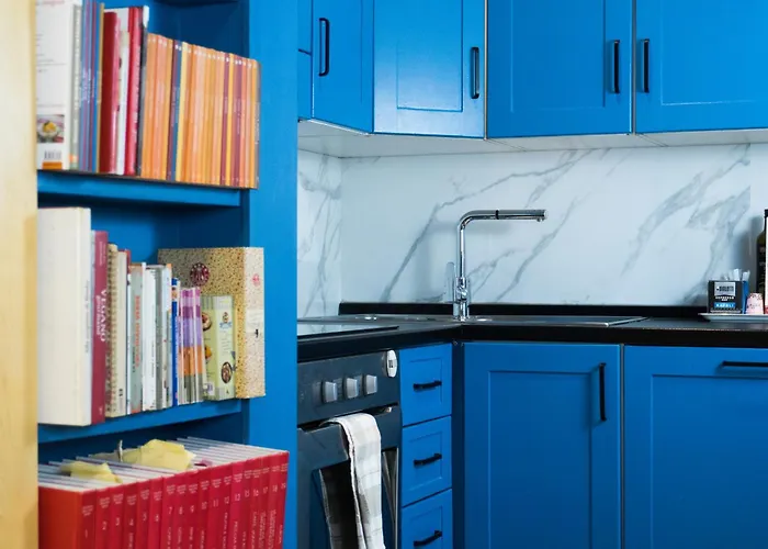 Chiaia Three * Napoli