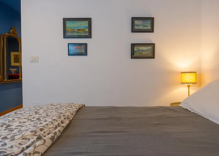 Lejlighed Chiaia Three *