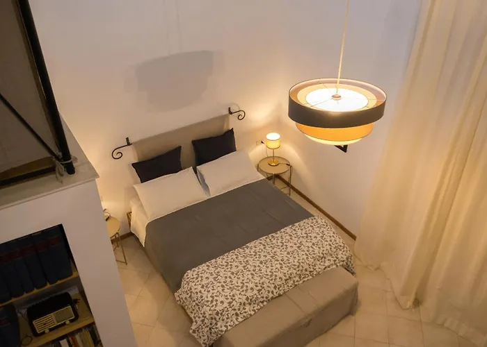 Lejlighed Chiaia Three Napoli