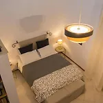 Appartement Chiaia Three Naples